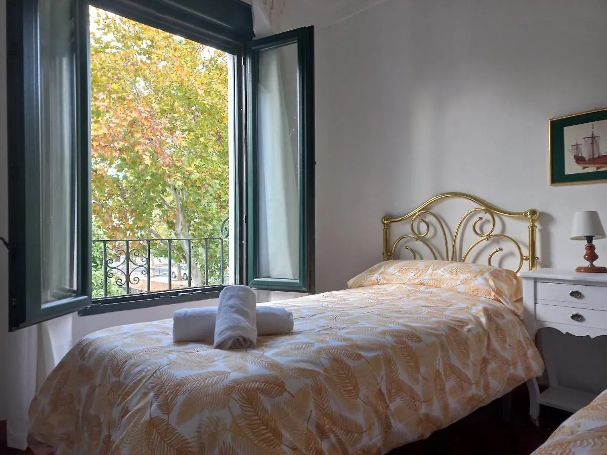 Rest . . . Heliopolis Apartment Seville 0*,  Spain