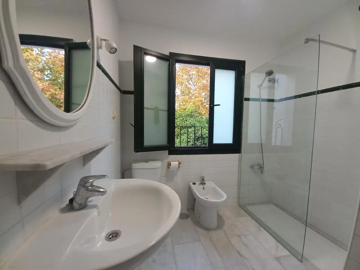 Rest . . . Heliopolis Apartment Seville 0*,