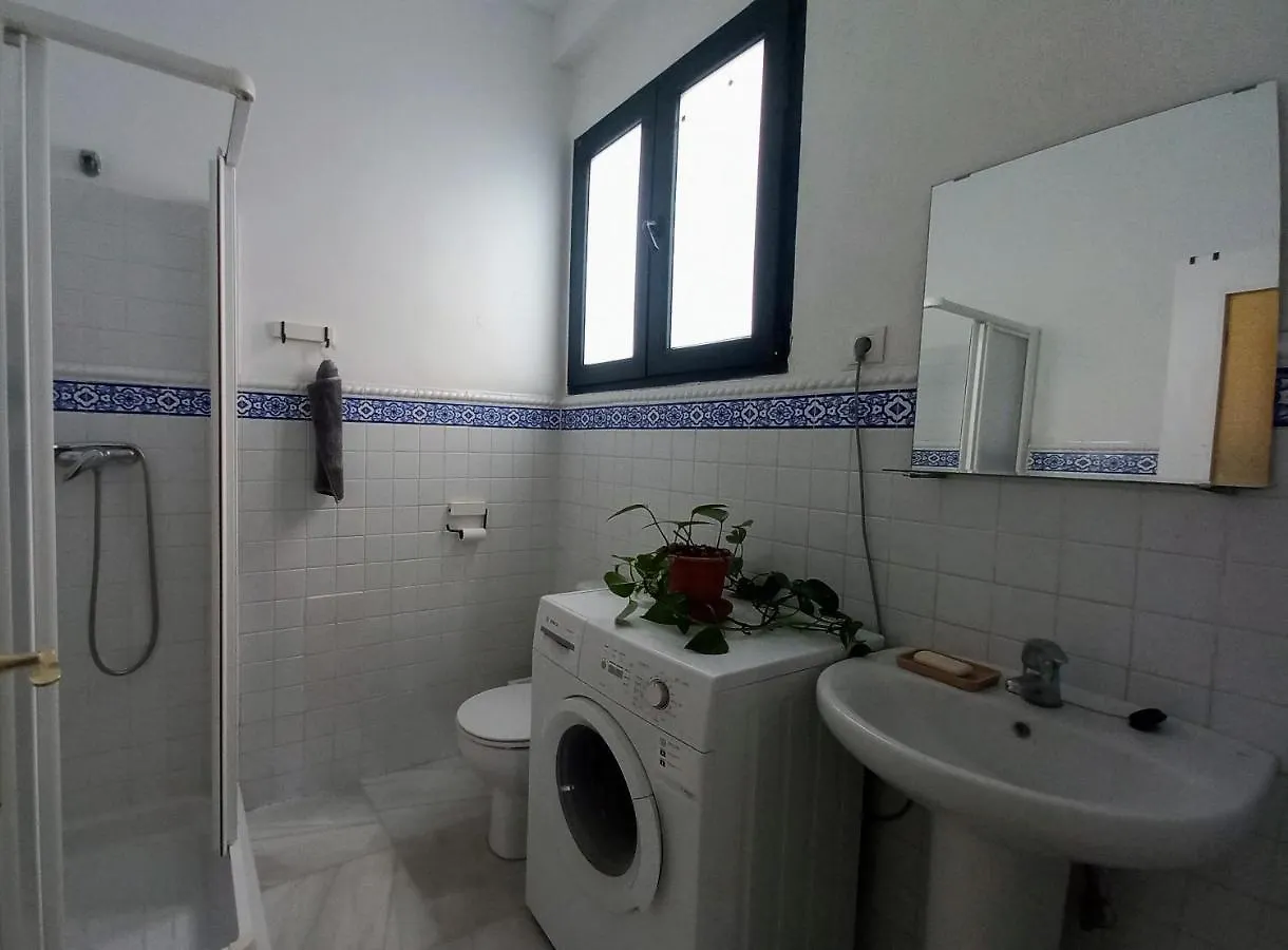 Rest . . . Heliopolis Apartment Seville