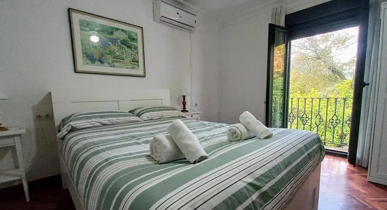Rest . . . Heliopolis Apartment Seville Spain